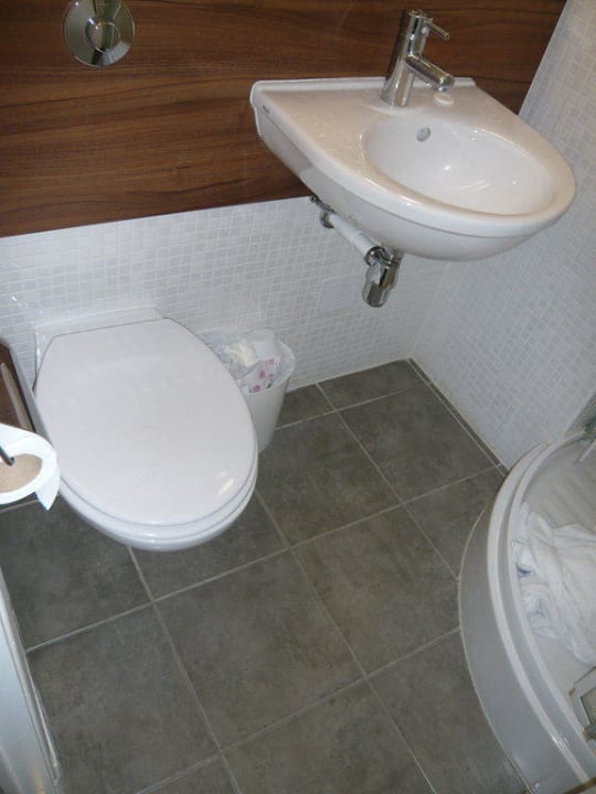 Badezimmer Hotel Campanile Montesson - Le Vésinet