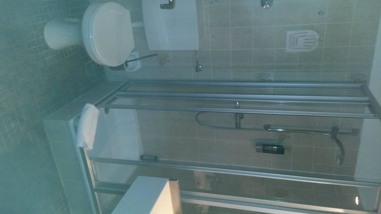 Zimmer Bad/WC Brenner Hotel
