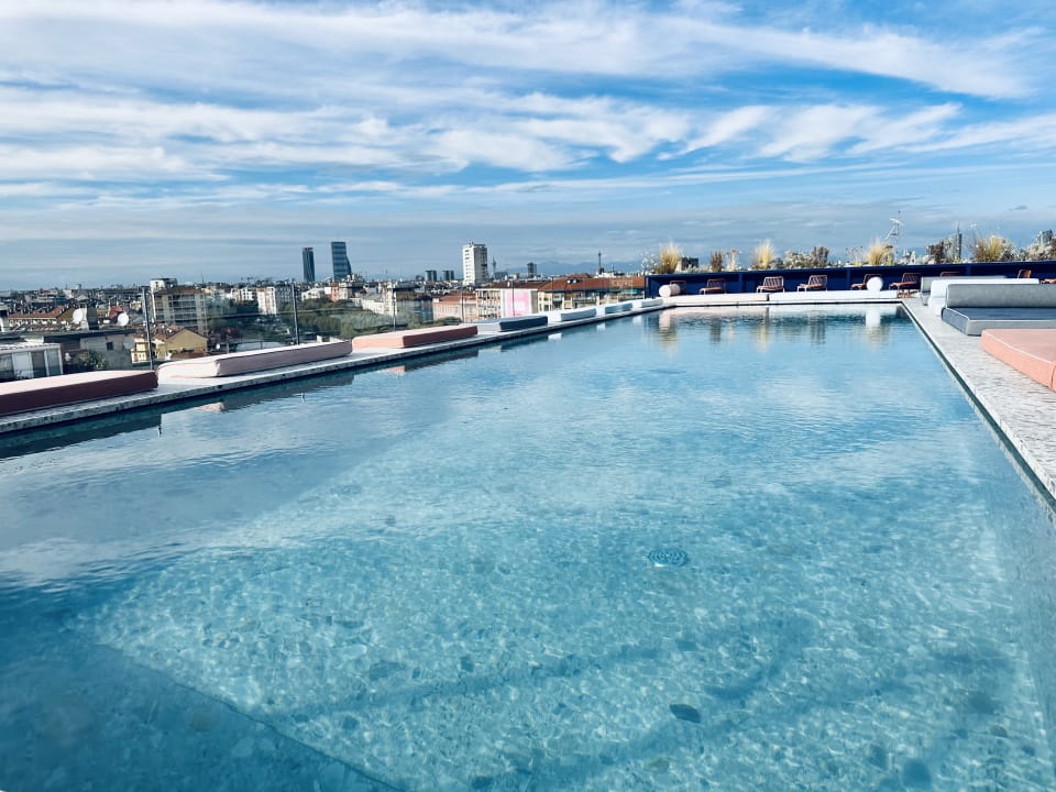 Pool 21 House of Stories Navigli