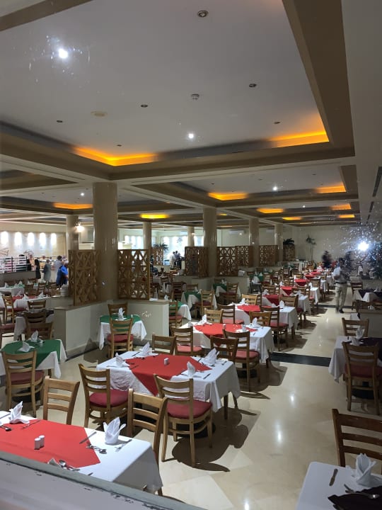 Gastro Three Corners Sea Beach Resort