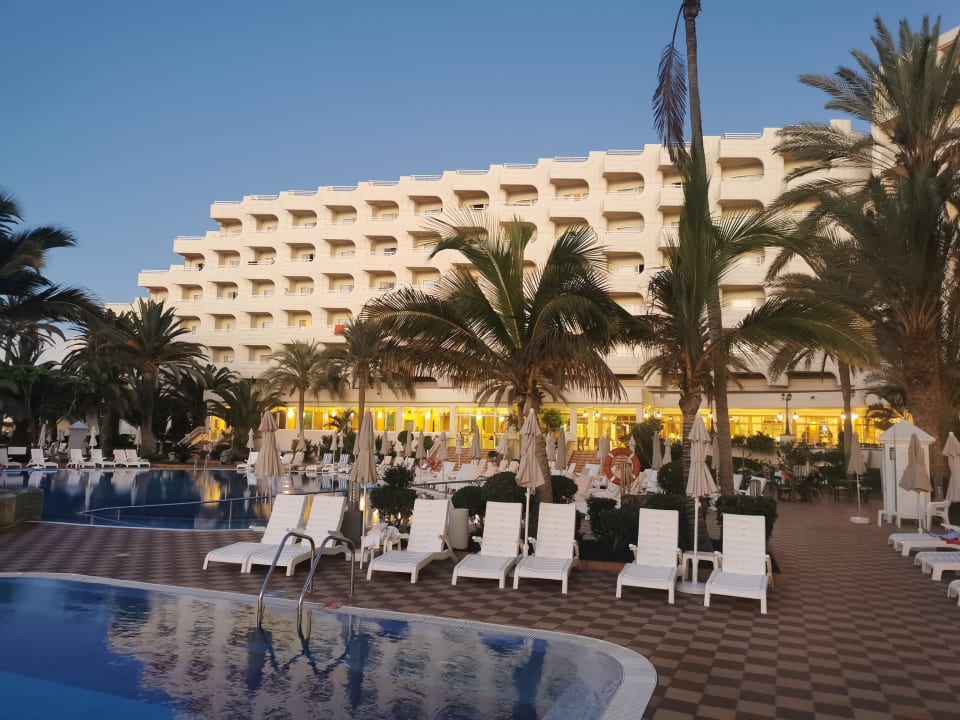 Pool Hotel Riu Palace Tres Islas