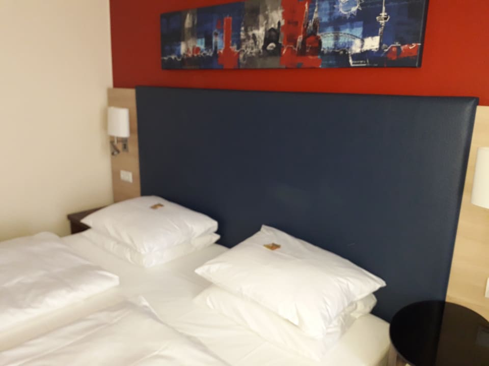 Zimmer H+ Hotel Köln Brühl