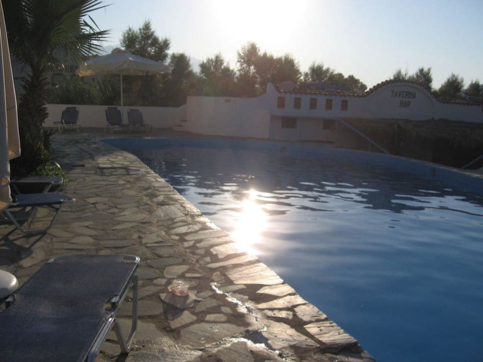 Pool HARPIN Happy Days Beach Hotel