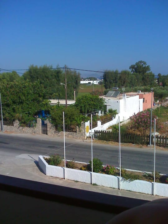 Der Straßenlärm war auch nachts störendtö Hotel Hermes