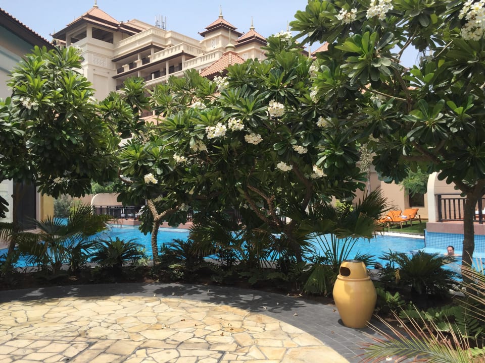 Vor dem Spa Eingang Anantara The Palm Dubai Resort