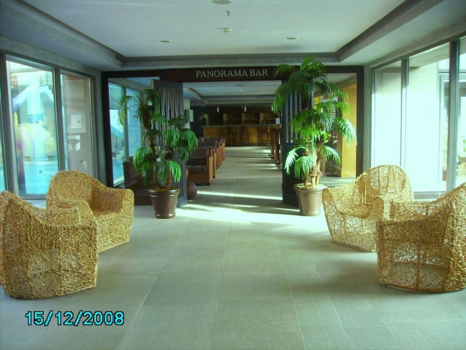 Eingang zur Panorama-Bar Limak Lara Deluxe Hotel & Resort