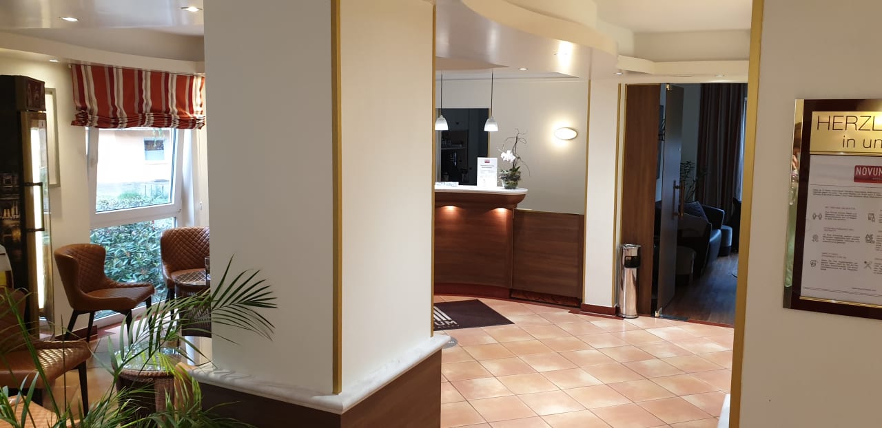 Lobby Garner Hotel Bremen North by IHG