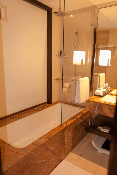 Zimmer Pullman Dubai Downtown Hotel