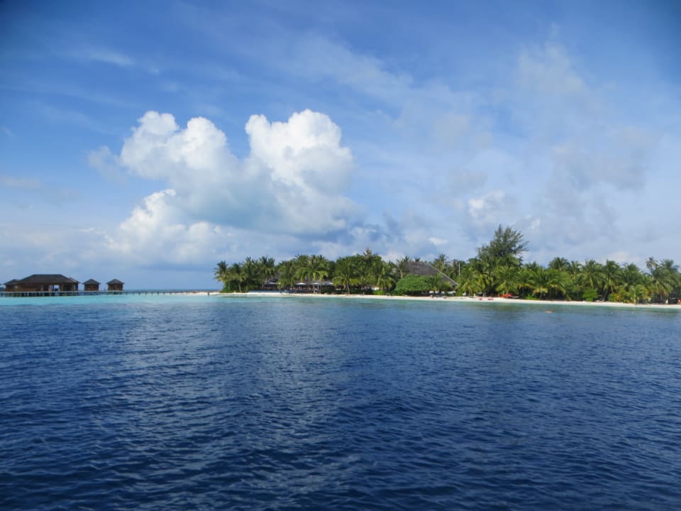 Strand Vilamendhoo Island Resort & Spa