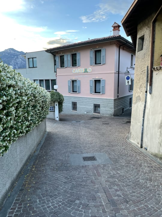 Außenansicht Hotel Castello Lake Front