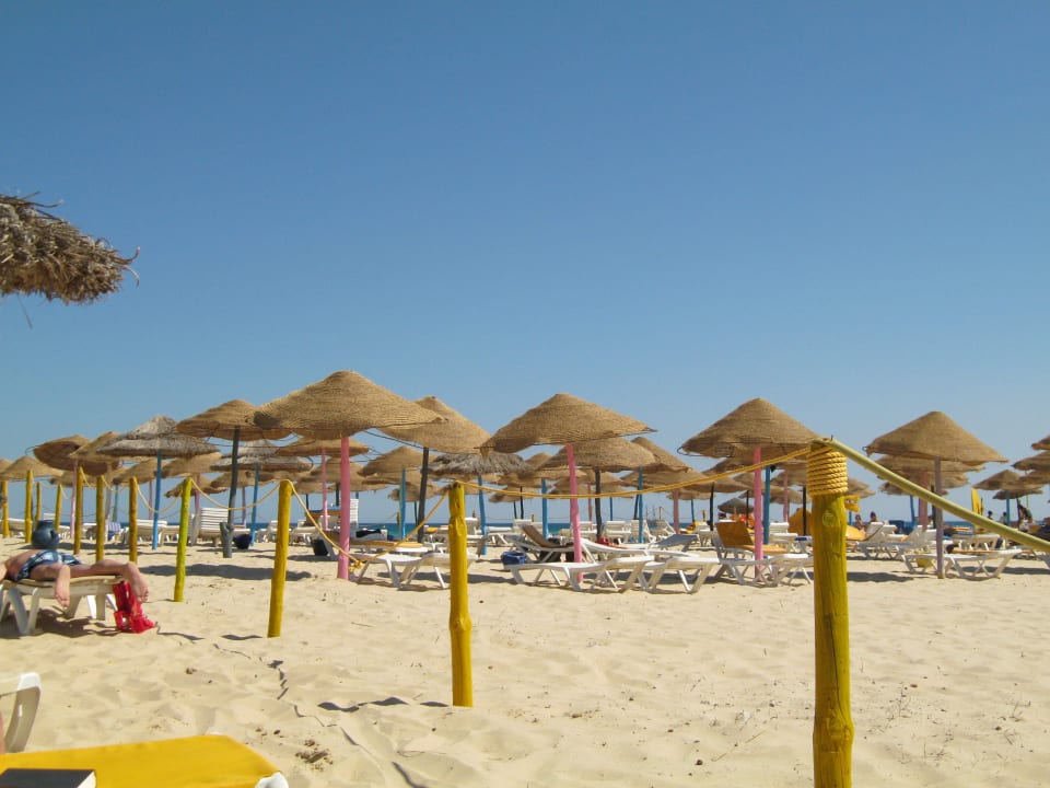 Der Strandabschnitt Hotel Nesrine