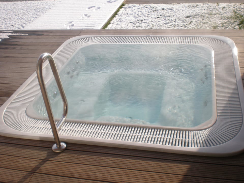 Whirlpool Geinberg5 Private Spa Villas