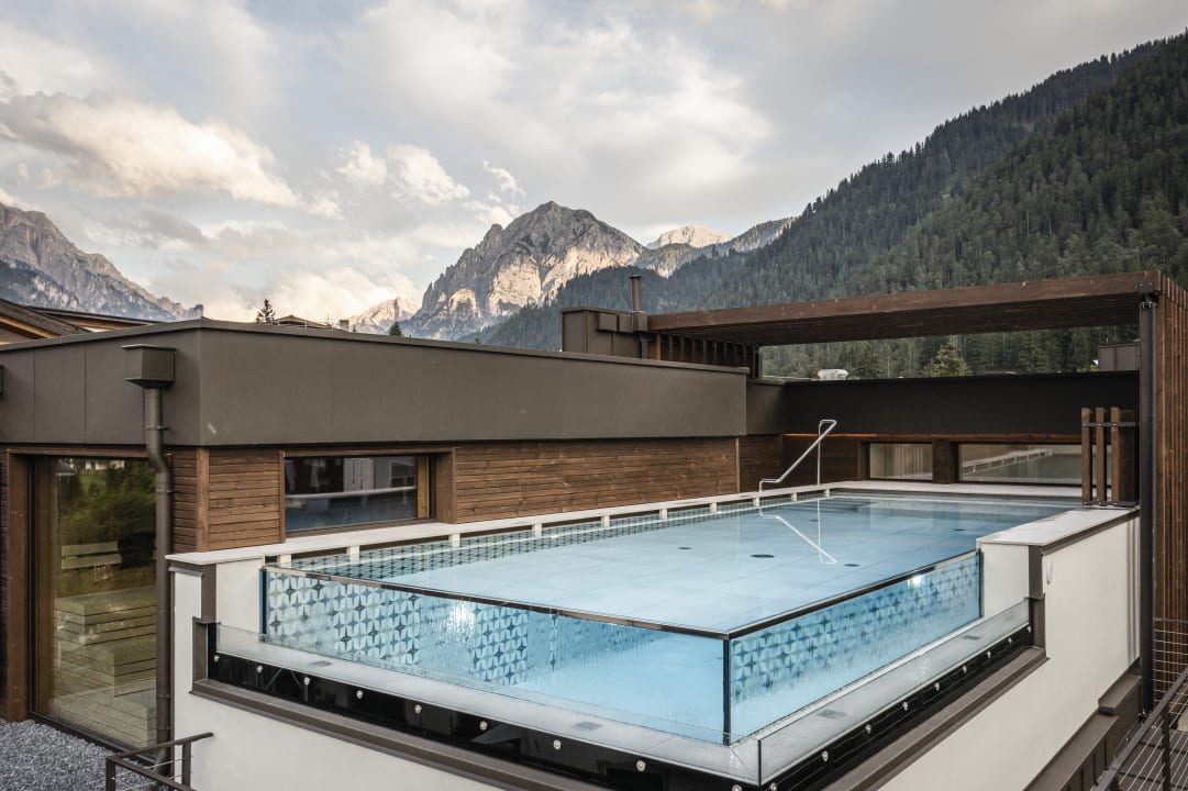 Pool Stoa - Elegant & Romantic Guest House - Adults Only