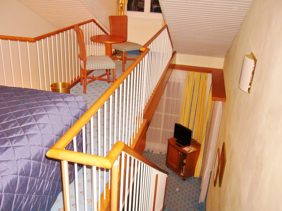 Kleine hübsche Leseecke am Fenster zur Stadt Kleine Strandburg Zinnowitz