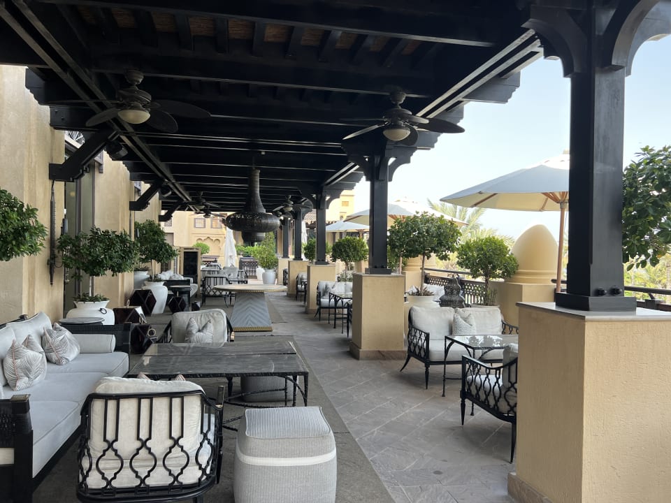 Lobby Jumeirah Mina Al Salam