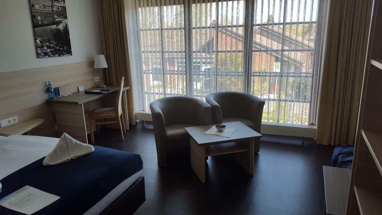 Zimmer Friesen Hotel