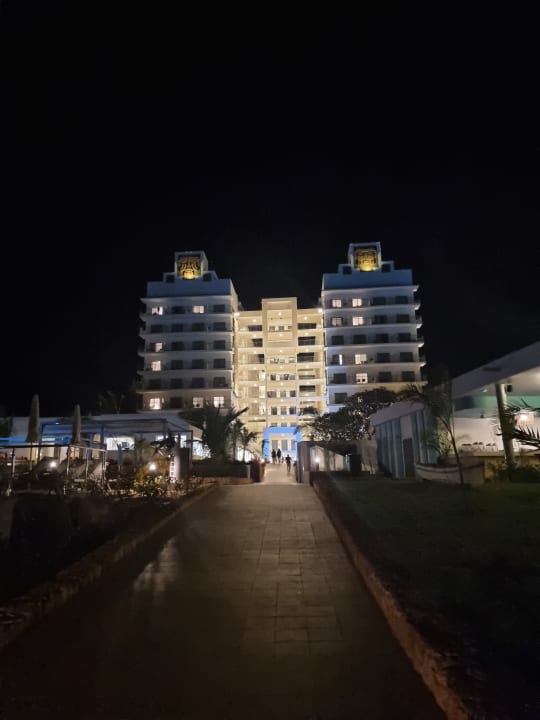 Außenansicht Hotel Riu Jambo