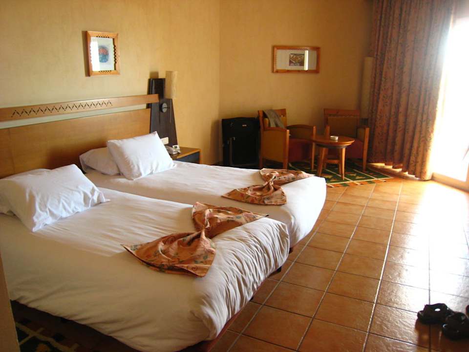 Nette Zimmerdeko Iberostar Waves Founty Beach