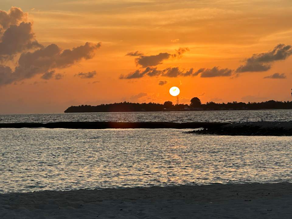 Strand Adaaran Select Meedhupparu Island Resort - Premium All Inclusive