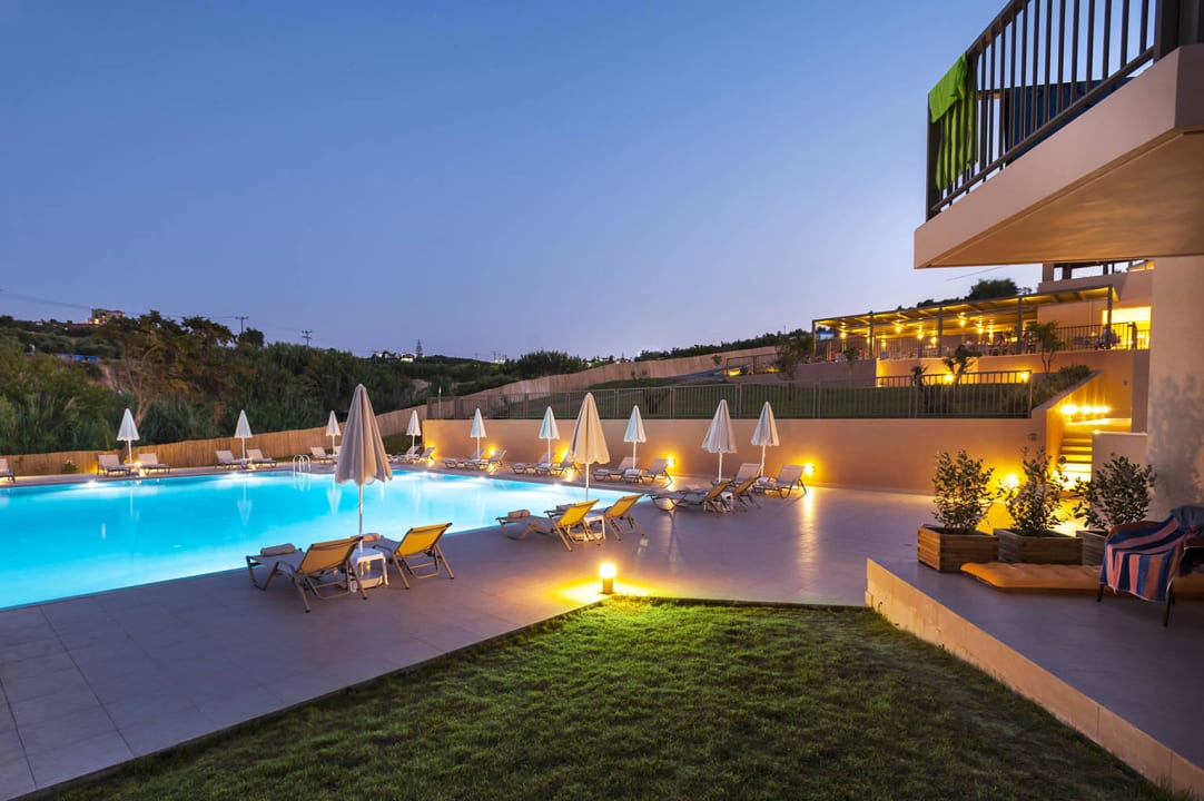 Pool Area Giannoulis Santa Marina Beach