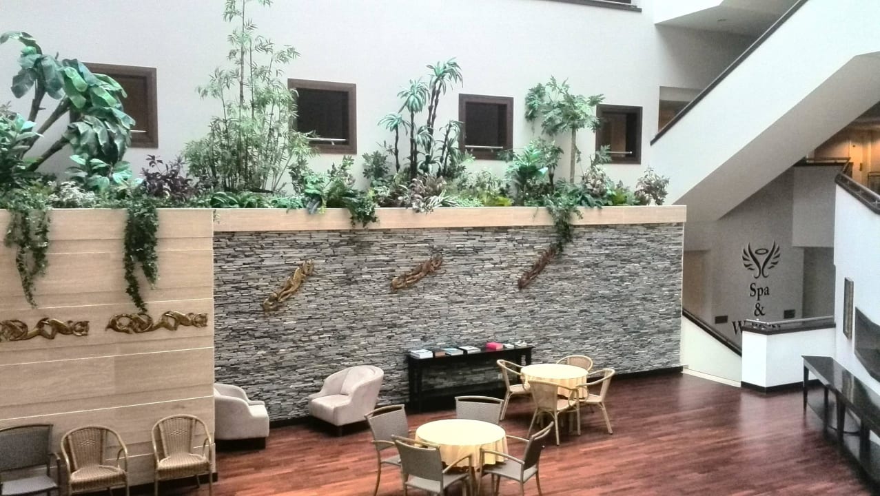 Lobby area Meder Resort Hotel
