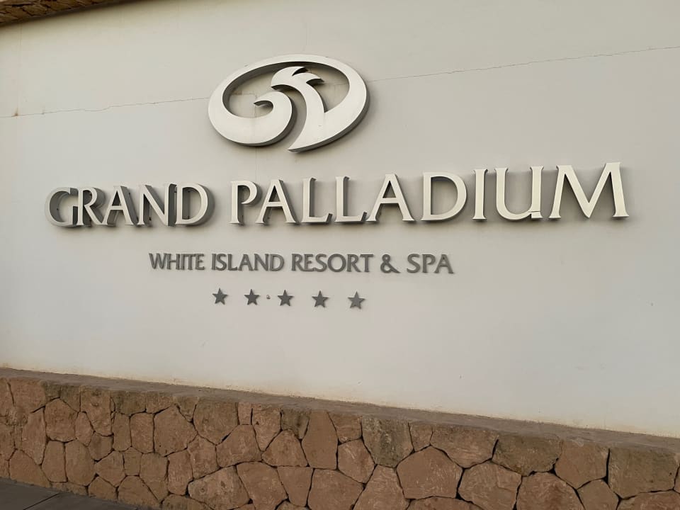 Außenansicht Grand Palladium White Island Resort & Spa