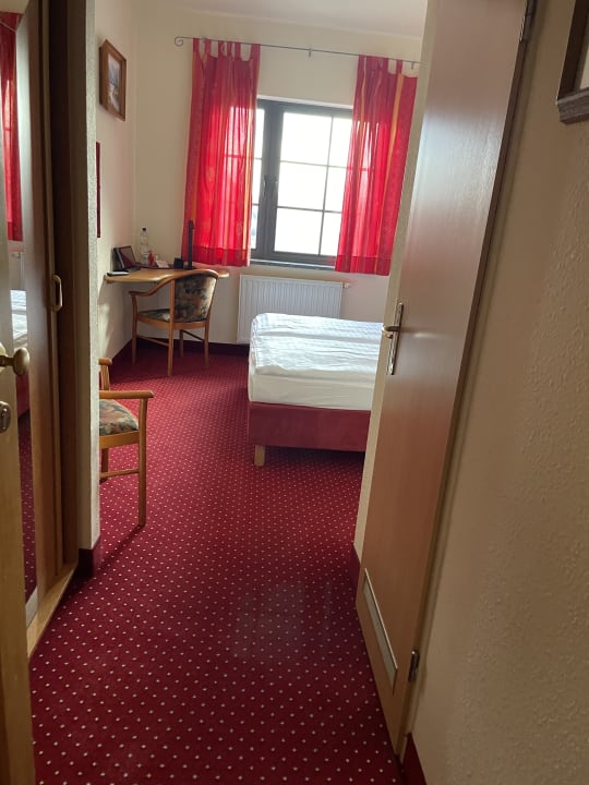 Zimmer West Hotel an der Sächsischen Weinstrasse