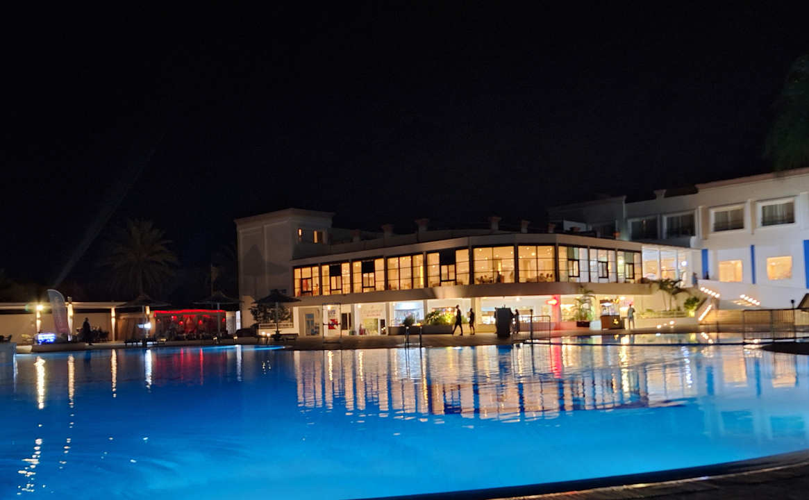 Gastro Blue Reef Red Sea Resort