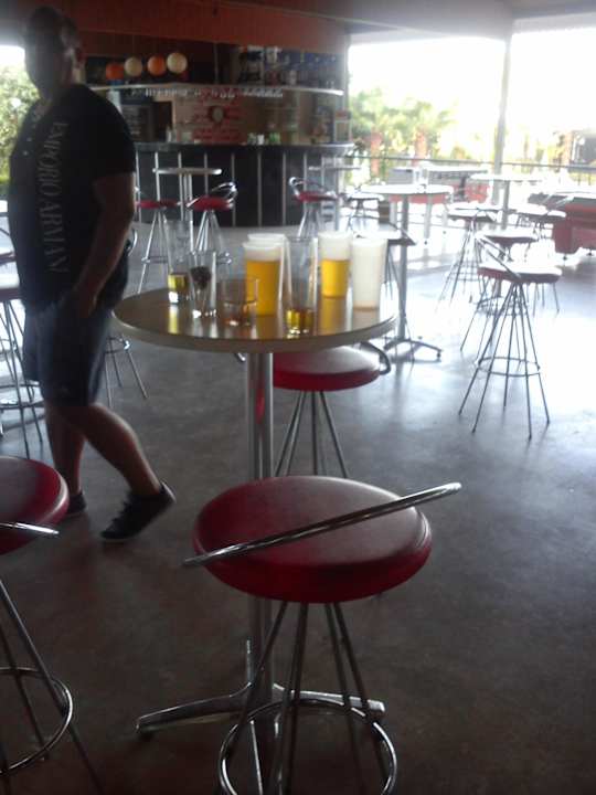 Bar Hotel Ideal Beach