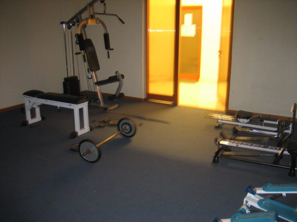 Fitnessraum Pomegranate Wellness Spa Hotel