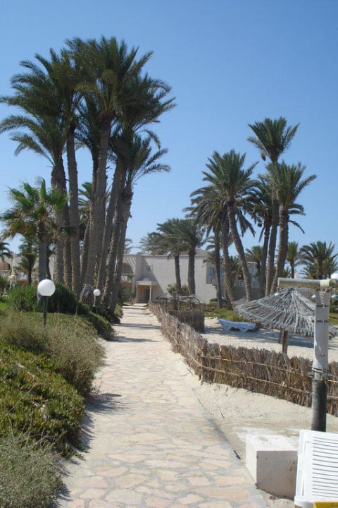 Weg zum Strand Zita Beach Resort