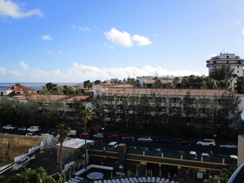 Blick rechts vom Balkon allsun Hotel Lucana