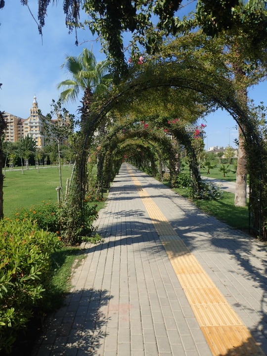 Gartenanlage Royal Seginus