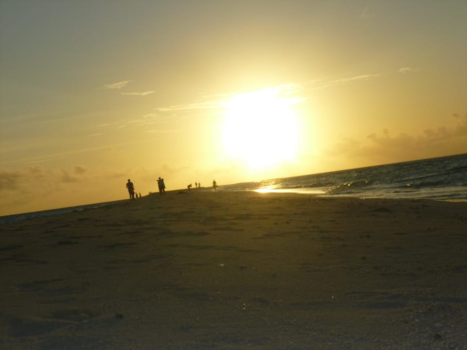 Sonnenuntergang auf der Sandbank Kuramathi Maldives
