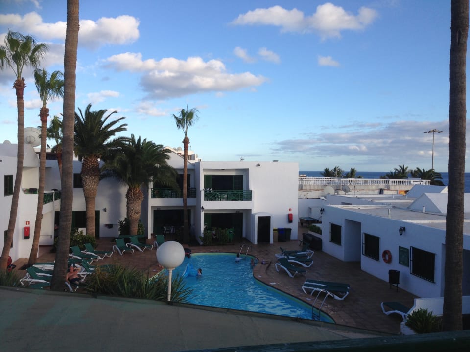 Pool Hotel Rocas Blancas