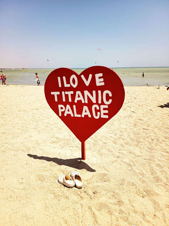 Strand Hotel Titanic Palace