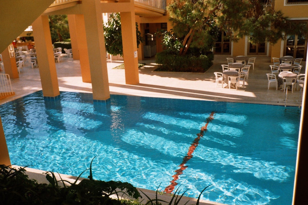 Schöner Pool Asteria Collection Side