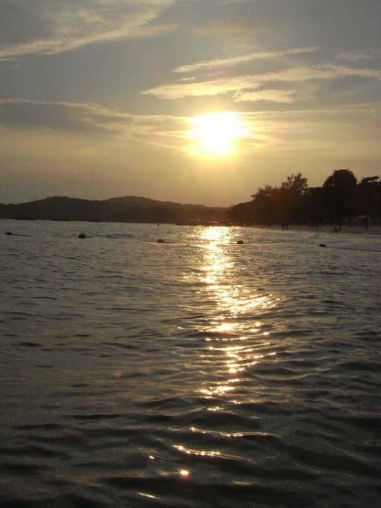 Sunset Sai Kaew Beach Resort