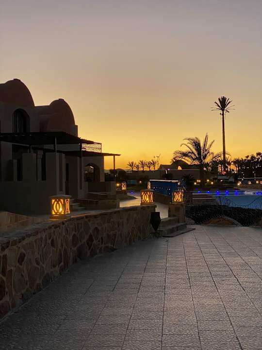 Außenansicht Rohanou Beach Resort