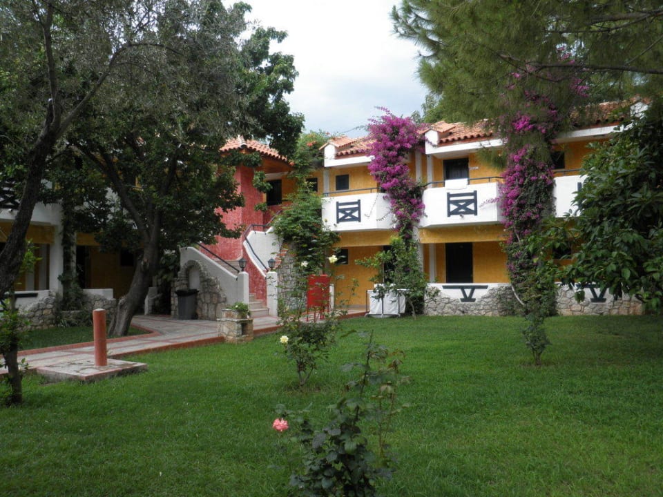 Przepiękny ogród Ölüdeniz Beach Resort by Z Hotels