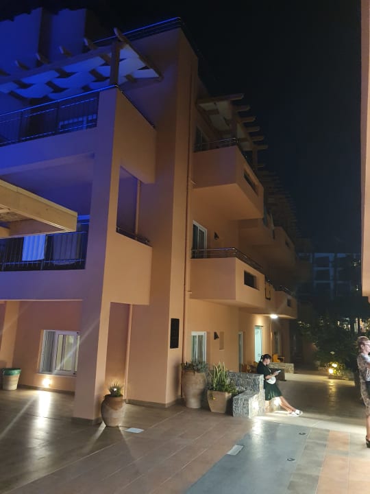 Außenansicht High Beach Resort