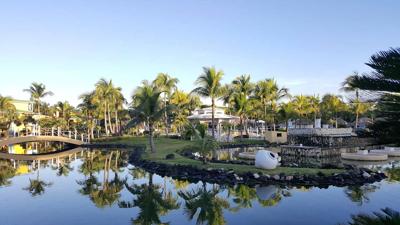 Ansichten und Details der Gartenanlage Melia Las Antillas - Adults only