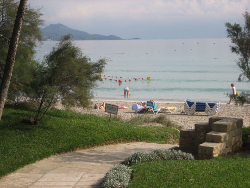 Weg vom Pool zum Strand - ca 25 m Iberostar Waves Playa de Muro