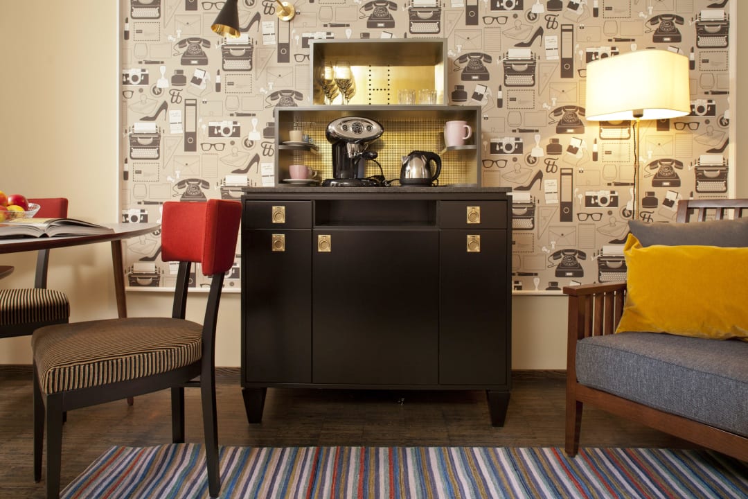 HENRIs Bar Henri Hotel Hamburg Downtown