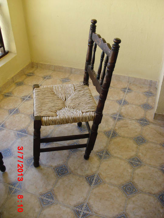 Kaputter Stuhl Sunny Days Palma De Mirette Resort & Spa