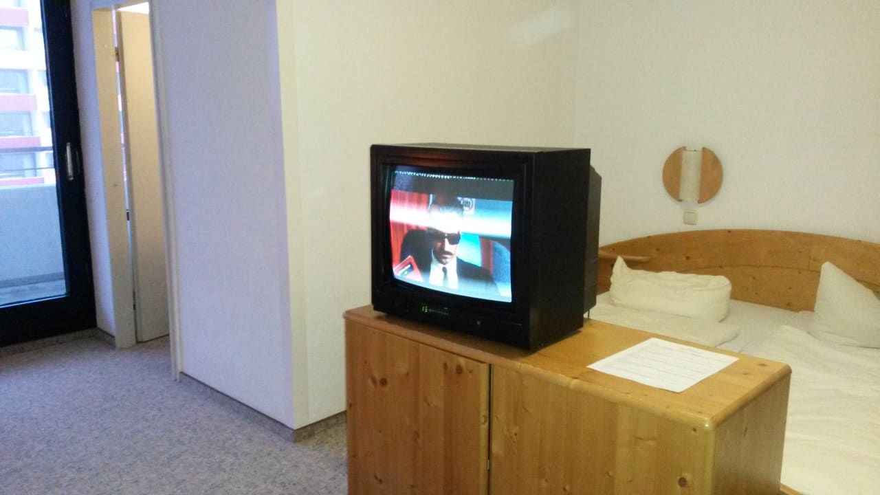 Röhrenfernseher mit Sky Panoramic - Ihr Apartmenthotel im Harz