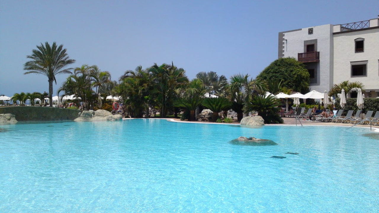 Bild vom Poolrestaurant aus Lopesan Villa del Conde Resort & Thalasso
