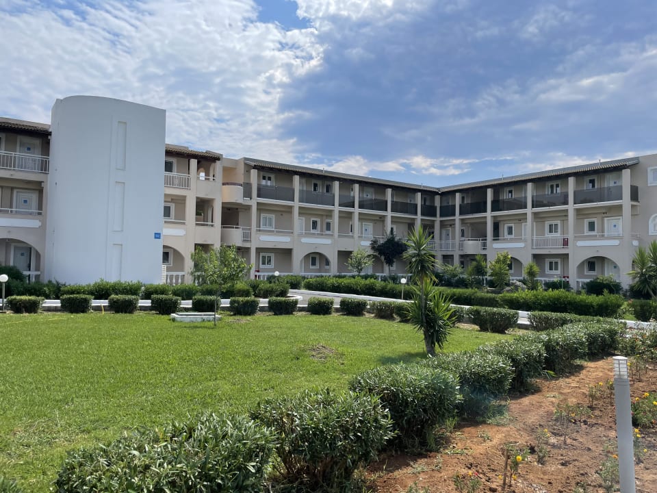 Außenansicht Sandy Beach Resort