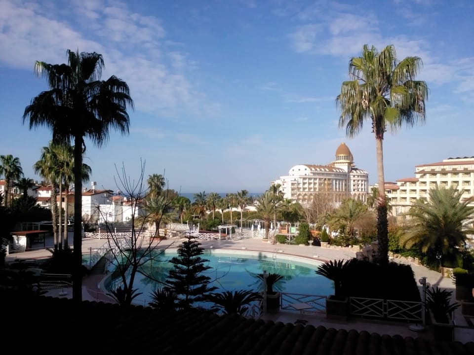 Traumausblick vom Balkon. So beginnt der Tag perfe Seaden Corolla Hotel