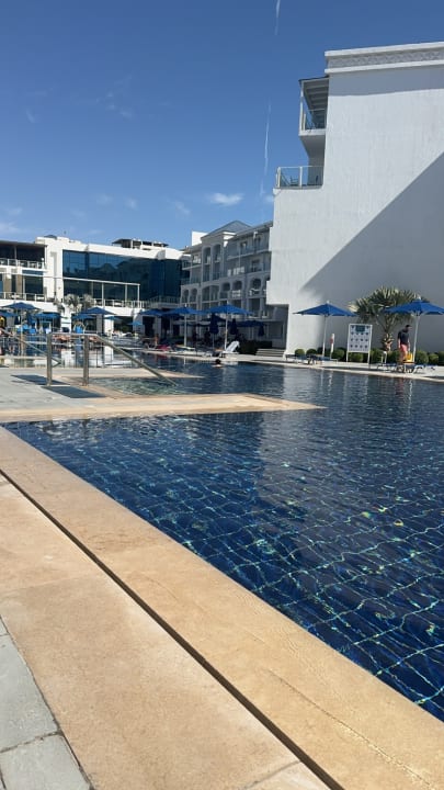 Pool Pickalbatros Blu Spa Resort